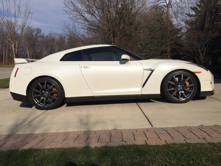 Thumbnail Photo undefined for 2013 Nissan GT-R
